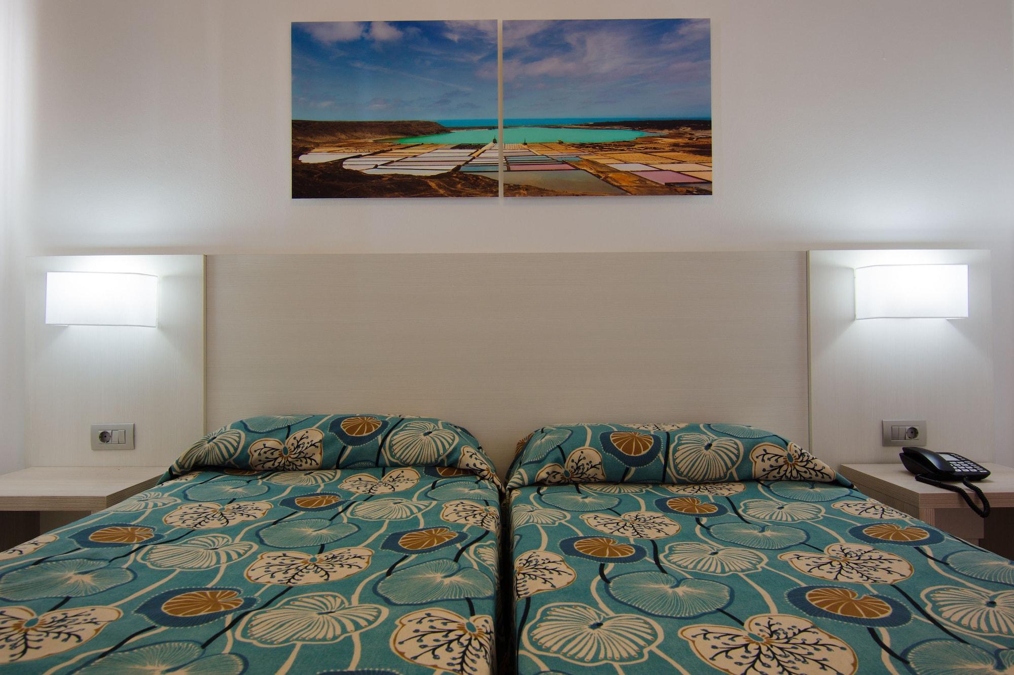 Apartamentos Ficus Costa Teguise Bagian luar foto